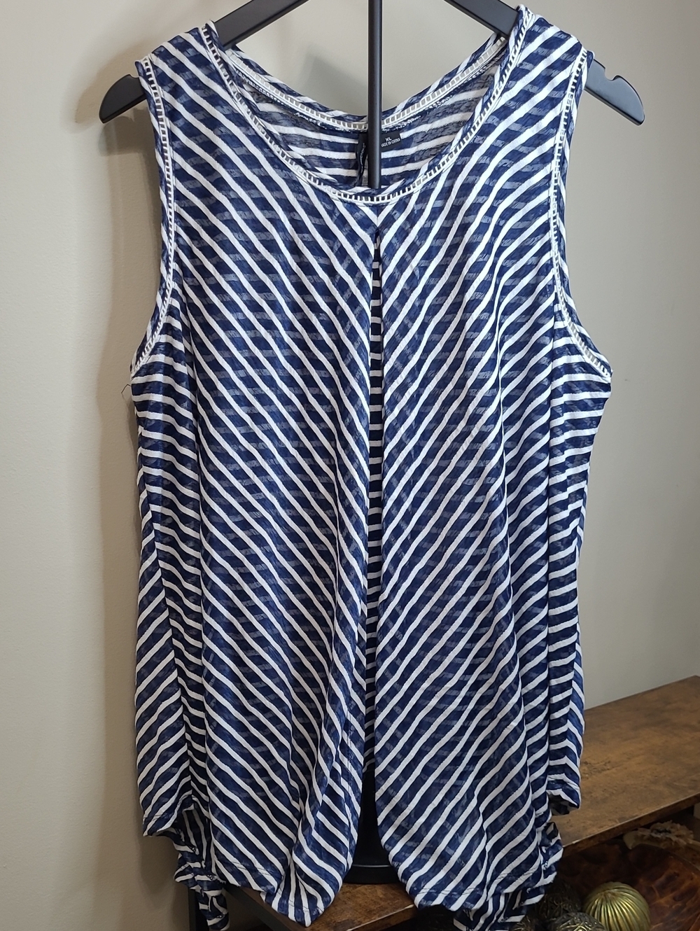 New Directions Navy Blue with White Stripes Sleeveless Top size XL